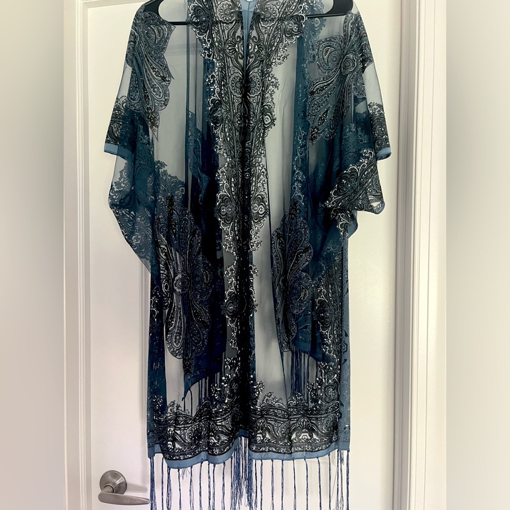 Short Sleeve Navy Blue Kimono from Dry Goods - Picture 3 of 3